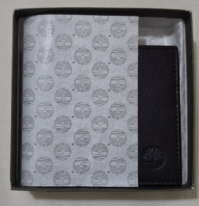 Carteira Timberland nova
