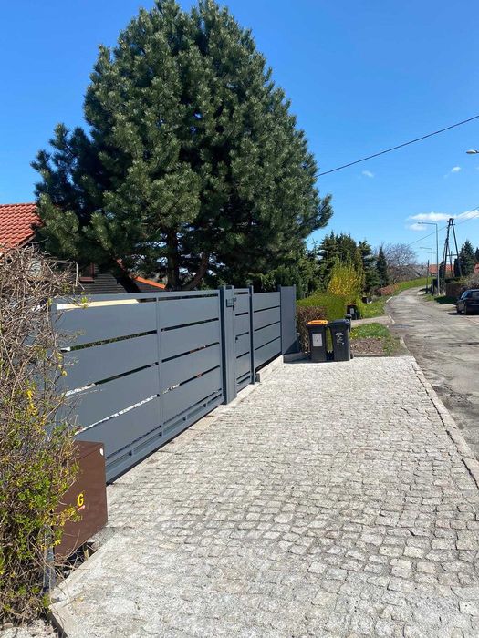 Brama przesuwna panel SUPREME 4mx1,42m ocynk+kolor PRODUCENT