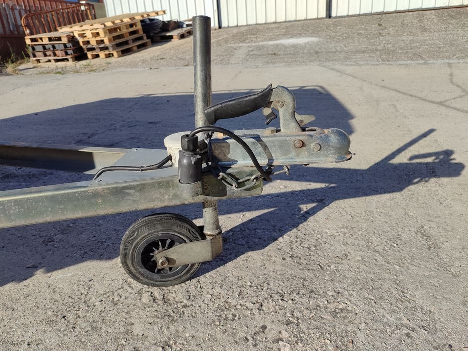 Atrelado Tenda Saurium