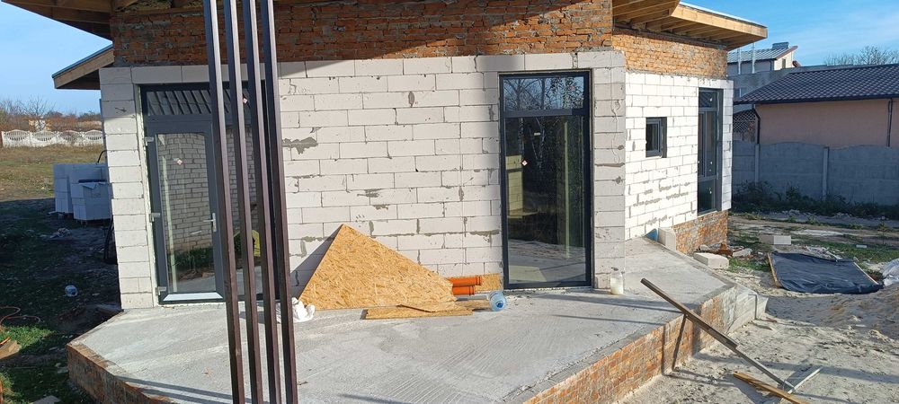 Продам дом в пгт. Песочин