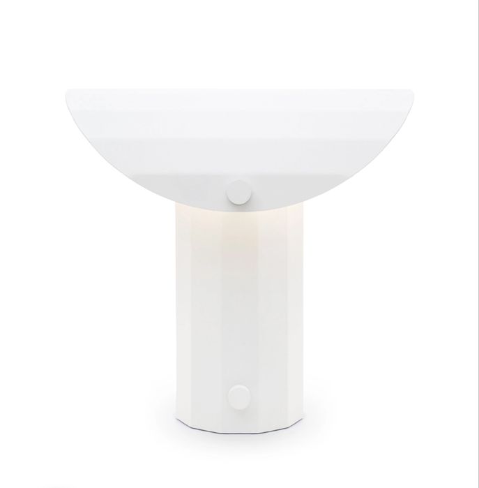 Lampa stołowa Apolin projektu Grynasz Studio