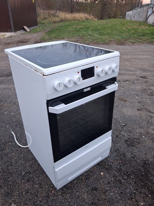 Kuchenka z płytą ceramiczną