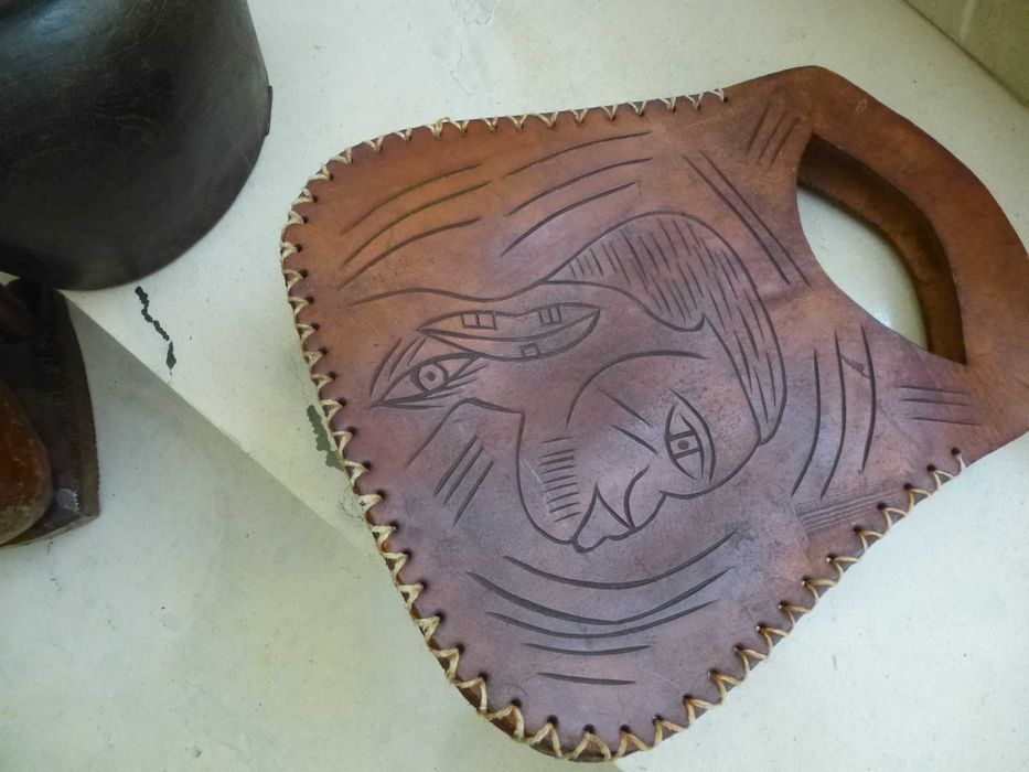 Malinha e  esculturas de arte Africana