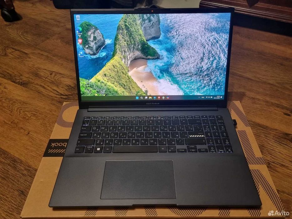 Asus Vivobook 16" i7-13700H/32GB/512Nvme com Garantia