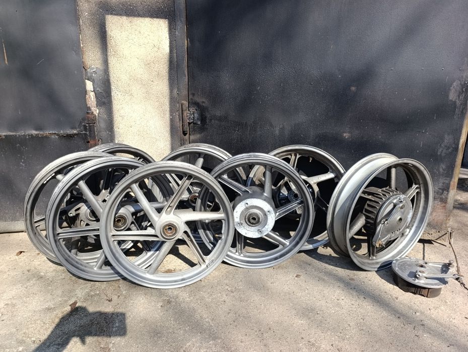 Передній колісний диск honda cb 500 17"