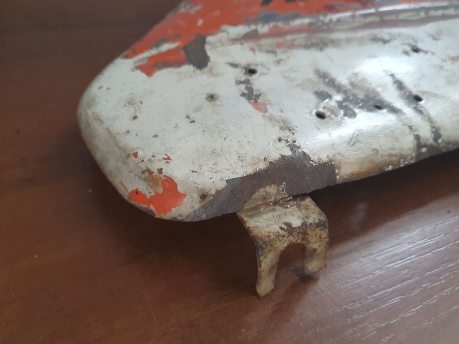 WSK Lewy boczek metalowy mały