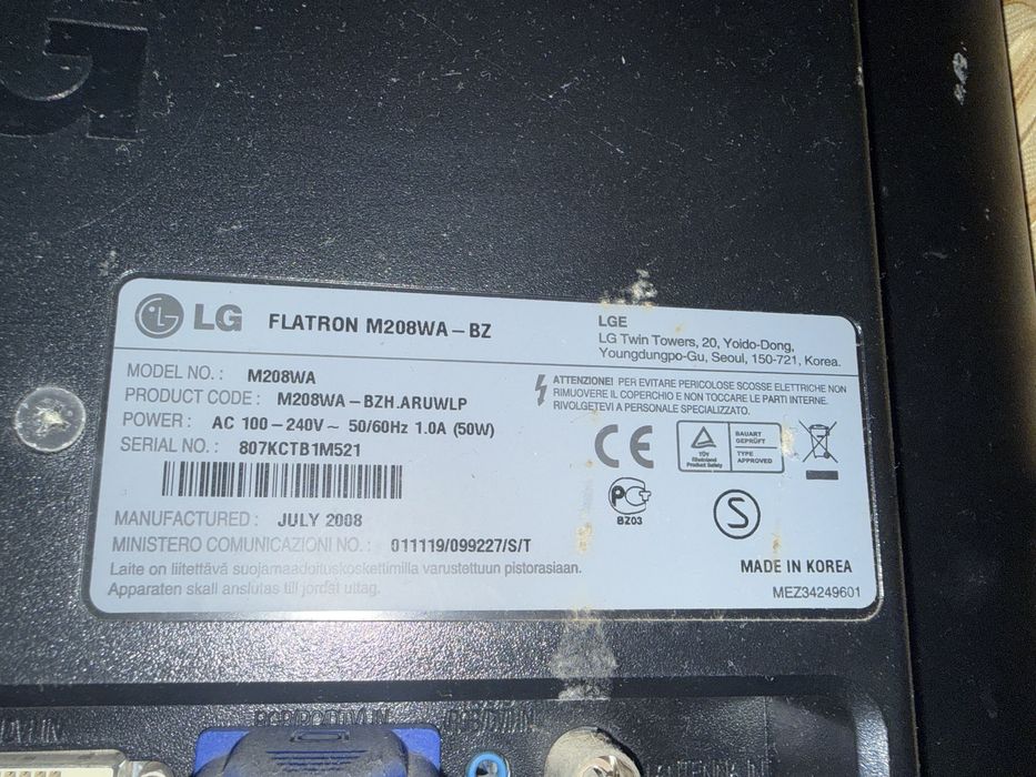 Монітор LG Flatron M208WA 20