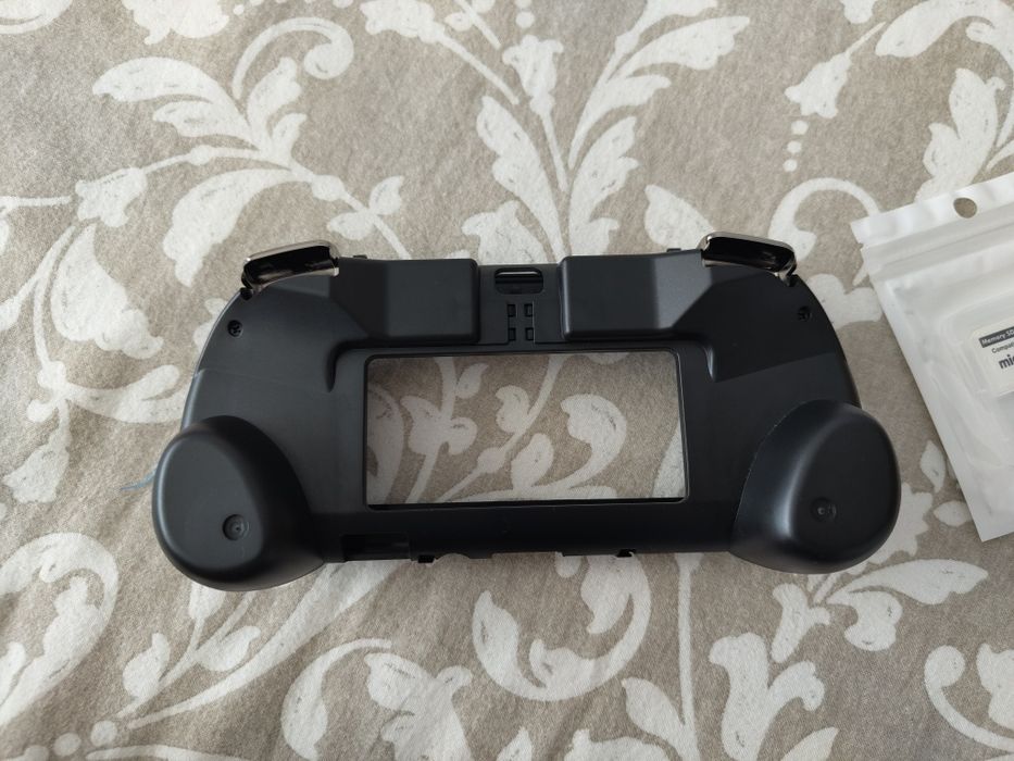 Capa PsVita 1000 com cartão SD2Vita
