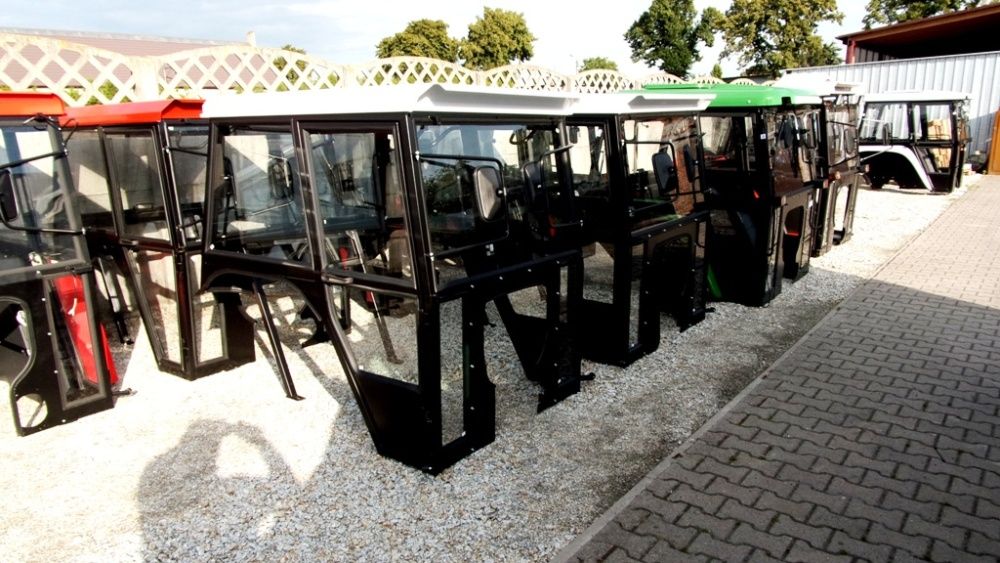 Kabina URSUS C-330 C-360 C360 T-25 BIZON MASKA DOSTAWA !!!  TANIO  !!!