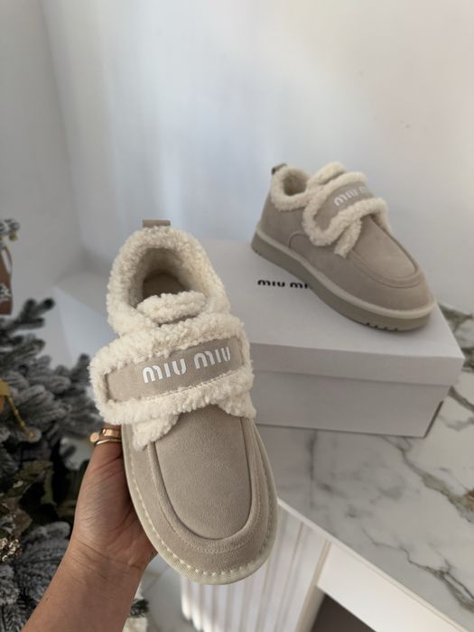 Ugg lux brand miu miu натуральний замш хутро є відеоогляд