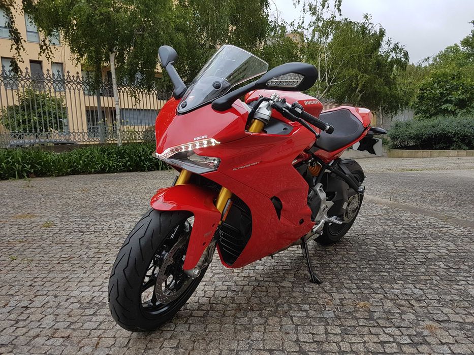 Ducati Supersport S Red 3000 kms