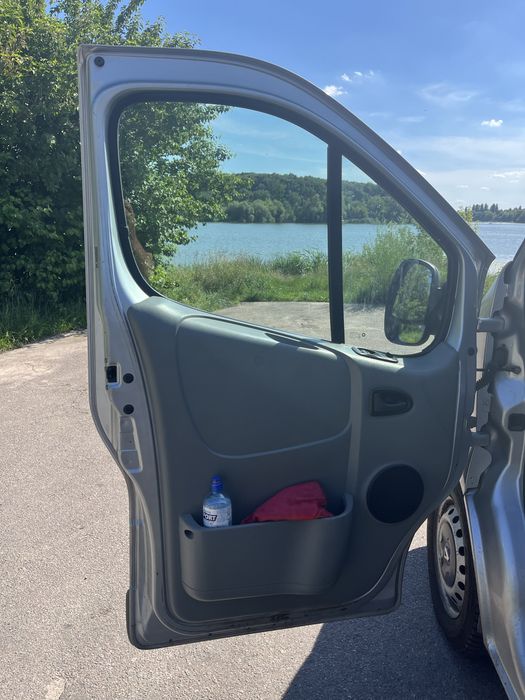 Renault Trafic 2.5 (2010”), 9000$