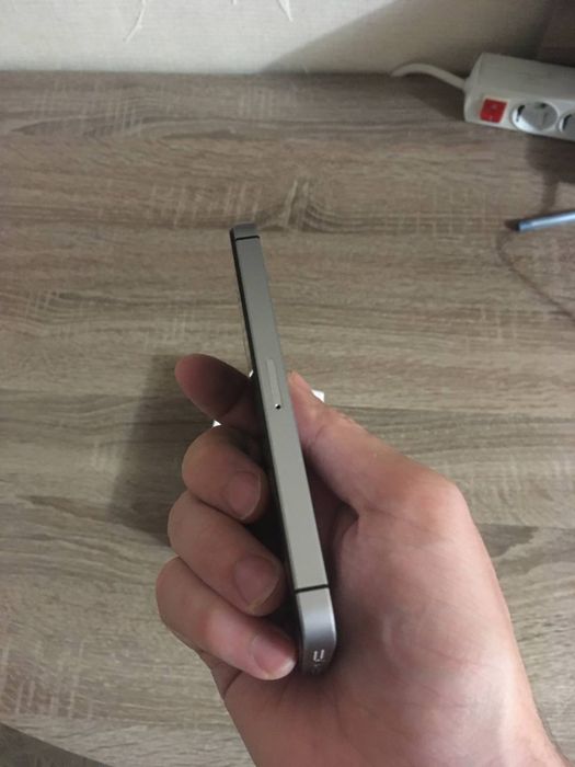 iPhone se 2016 нова батарея