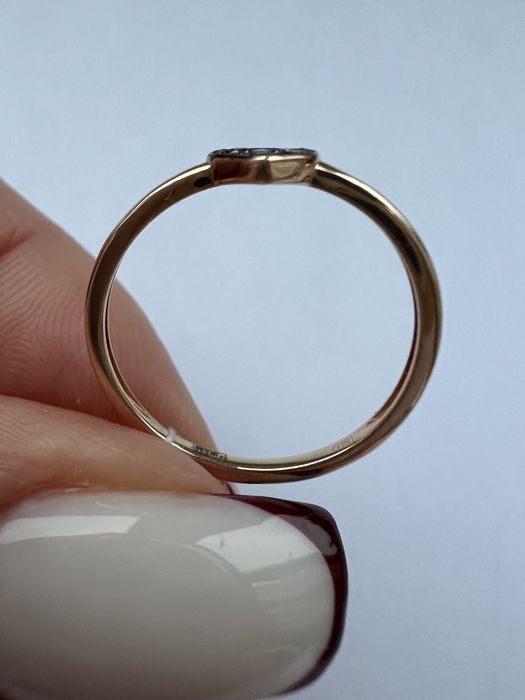 Золотое кольцо с черными бриллиантами р.16,5 красное золото 585 проба