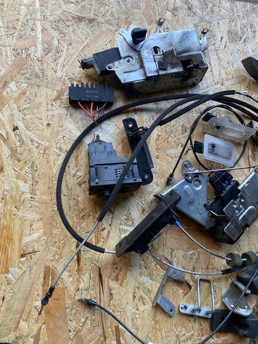 Замки дверей, ручки, Форд Транзіт 2008р