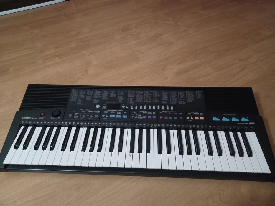 Teclado Yamaha psr 310