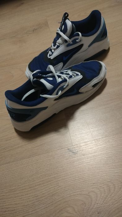 Buty młodzieżowe Nike AIR MAX