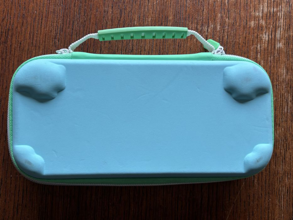 Bolsa de viagem para a Nintendo Switch/Nintendo Switch Lite (Animal Crossing: New Horizons)