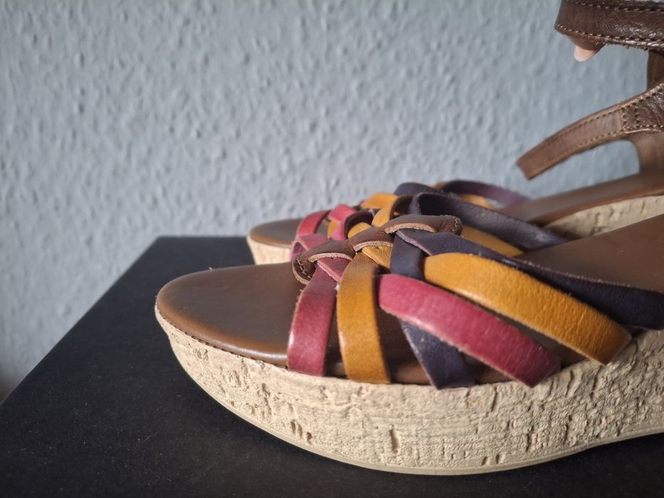 Clarks wygodne sandałki damskie 38