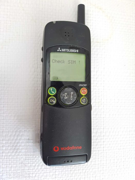 Вінтажний мобільний телефон Mitsubishi MT-230i. Франція.