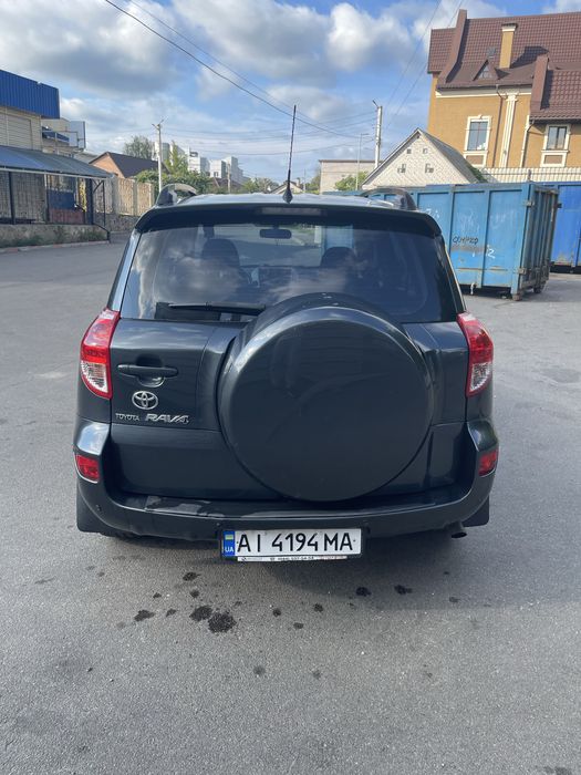Продається Toyota rav 4