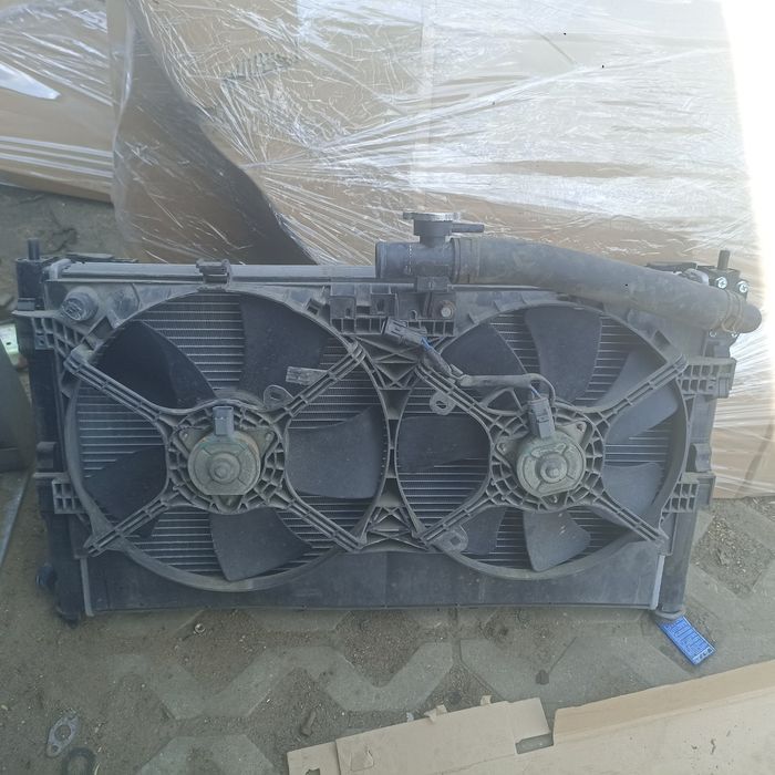 Мітсубісі ланцер 10  вентилятори 1.8 бензин