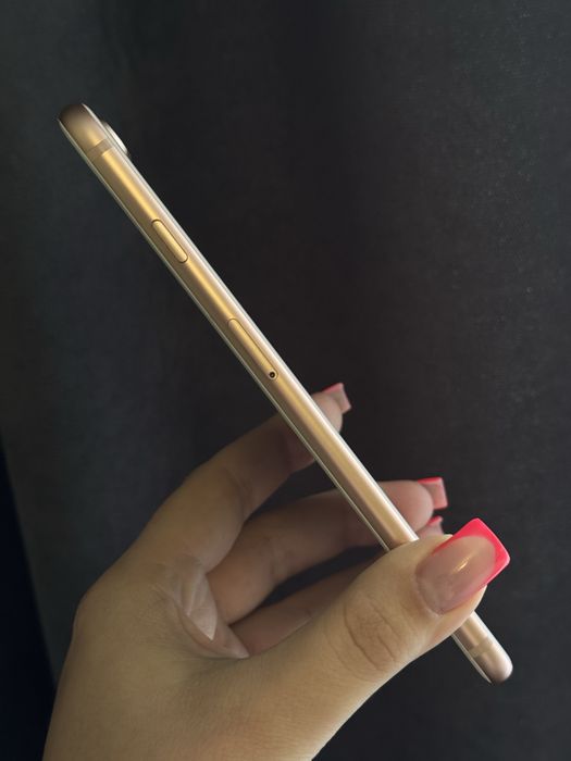 Продам Iphone 8 plus 64 гб