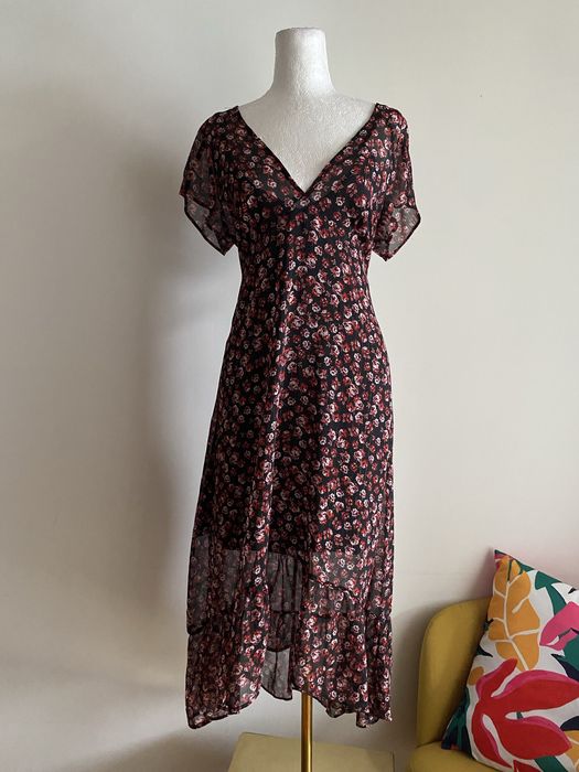 Zwiewna sukienka romantyczna w kwiatuszki