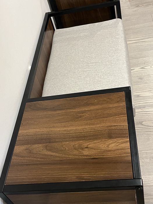 Conjunto de aparador com banqueta