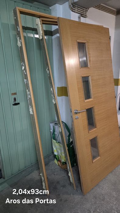 Portas de Interiores usadas como novas
