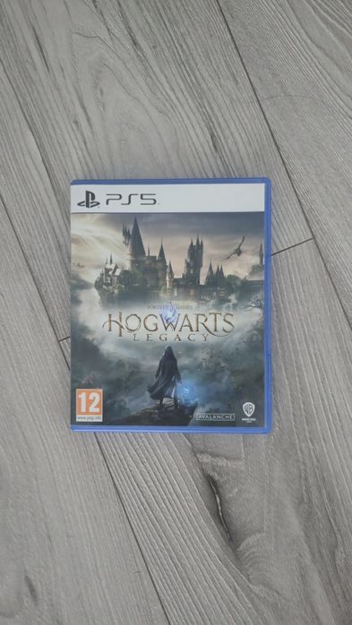 Диск Hogwarts Legacy на PlayStation 5