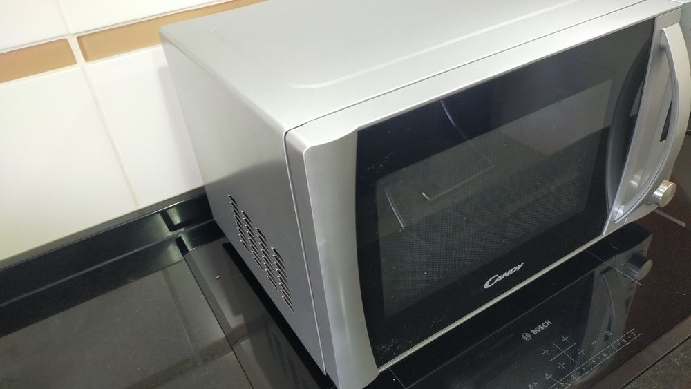 Microondas Candy com grelhador ( Grill )