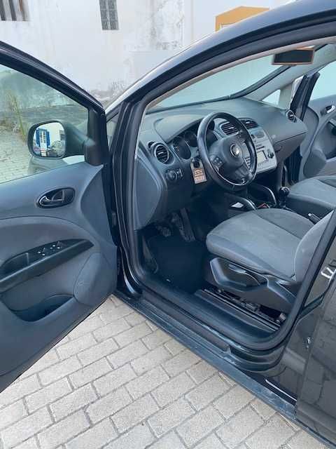 Vendo carro Seat Aleta XL
