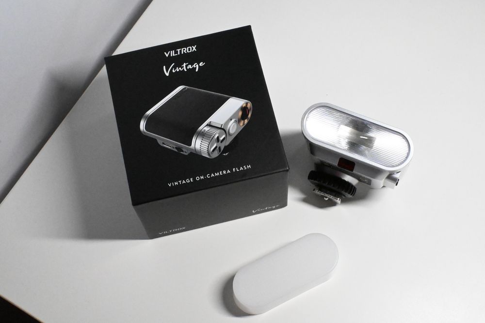 Ретро спалах Viltrox Vintage Z1+ (Silver / Black) для беззеркальних камер