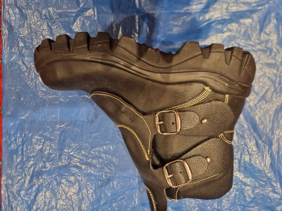 Обувь-рабочие ботинки