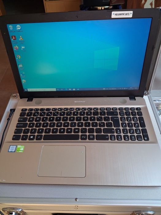 Portátil ASUS X541UV i7 | 8GB RAM | 1TB | NVIDIA GeForce 920MX