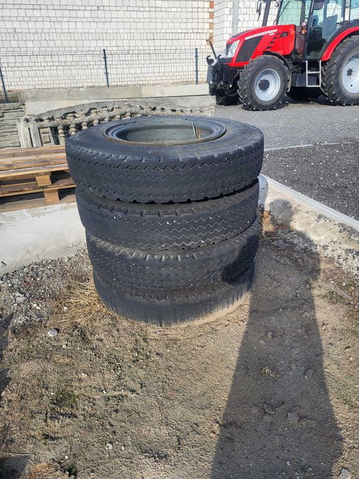 Opony od przyczepy