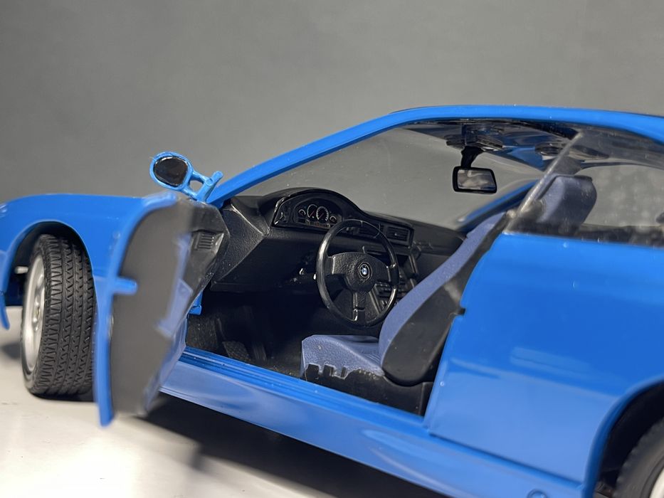 Bmw 8 series E31 1:18 модель машинка Revell