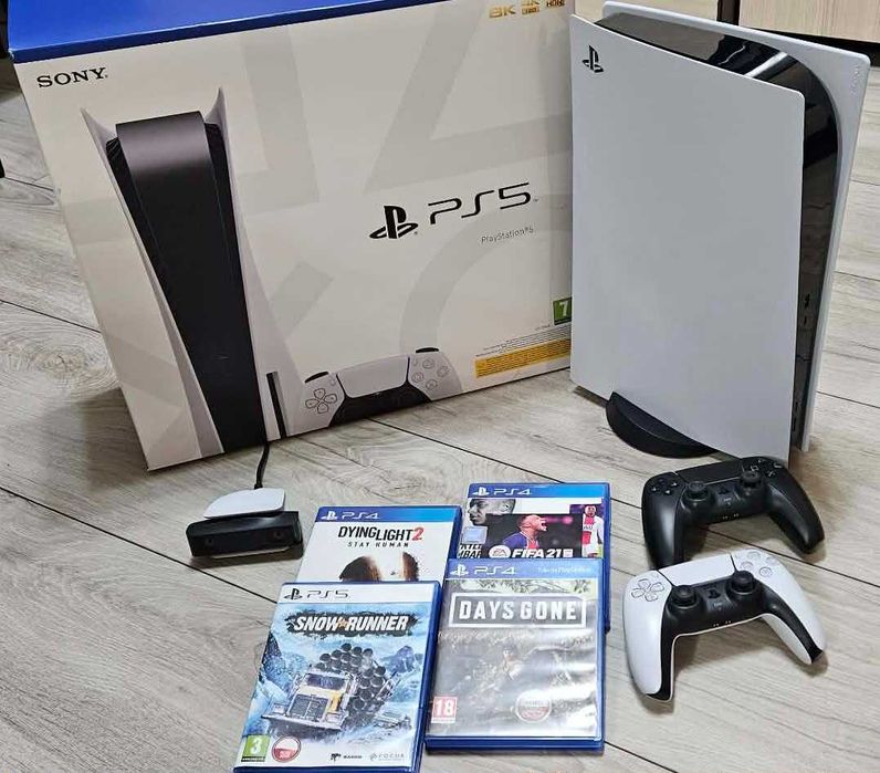 Konsola Sony PS5 825GB z napędem + 4x gry + 2x PAD + kamera Sony STAN BDB