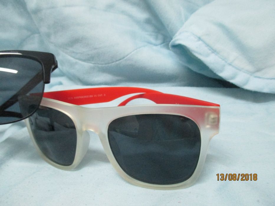 Vários Óculos de Sol