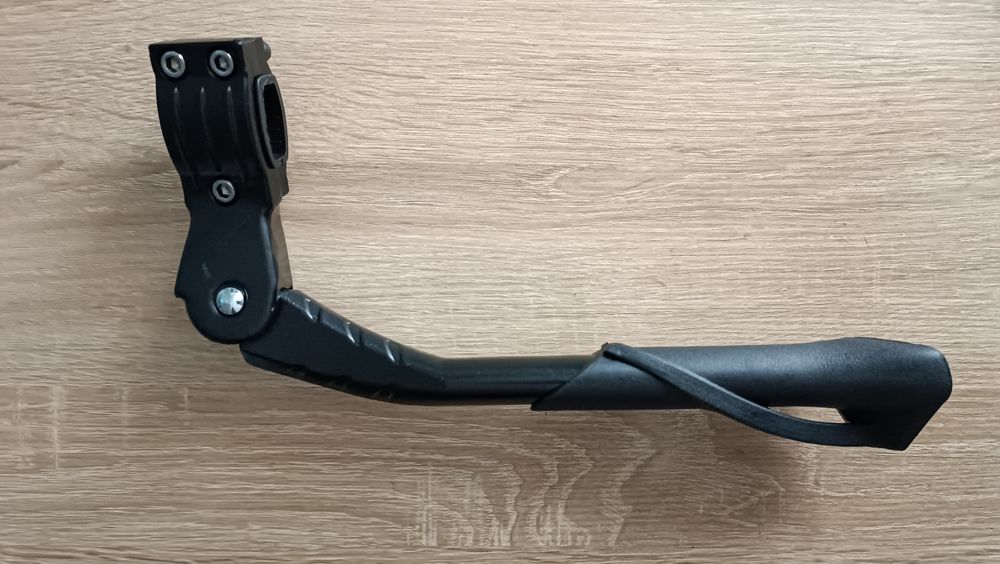 Підніжка регульована на перо велосипеда