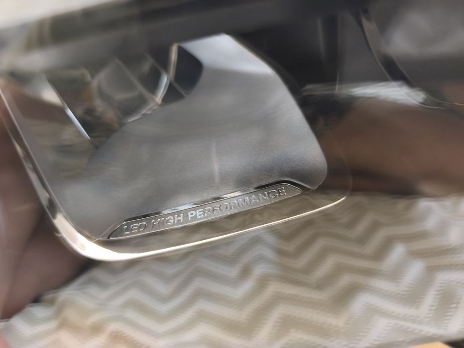 Фара права оригінал Hella Full led Mercedes-Benz B-Class W 247 в гарному стані, Led high performance, заводський номер A 247 906 14 05