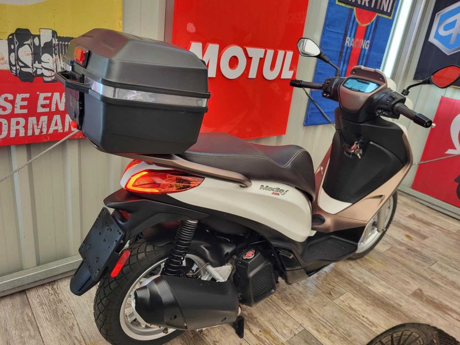 Piaggio Medley 125 poliftowy ABS Wtrysk NA B z Niemiec RATY