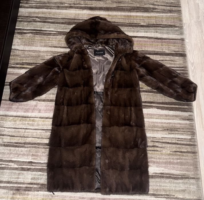 Продам норковую шубу