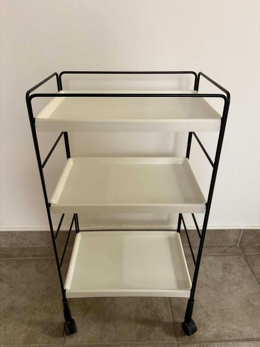 Biała półka na kółkach – 72,5 × 38 cm – bardzo dobry stan