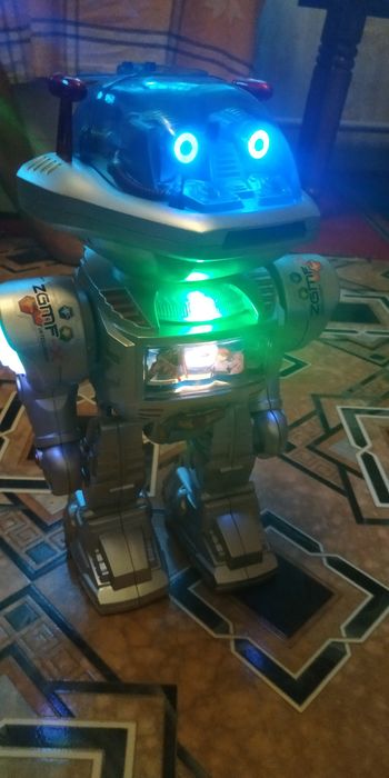 Робот в ассортименте