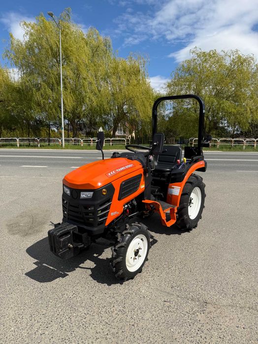 Fabrycznie nowy traktorek Taro B2501 25KM 4x4 wspomaganie