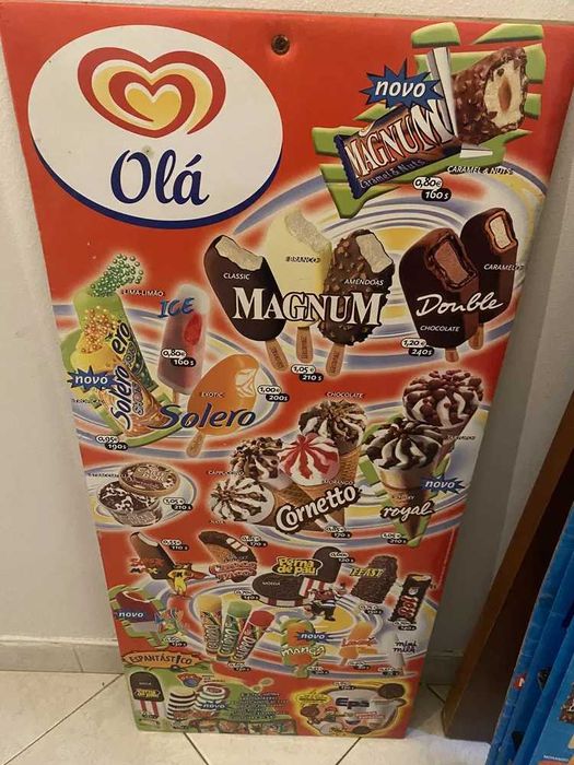 Cartazes antigos de gelados Olá