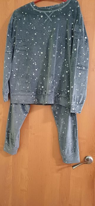 продам пижаму  жіночу