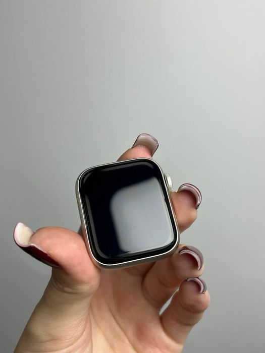 Продам Apple watch SE2 40m/m